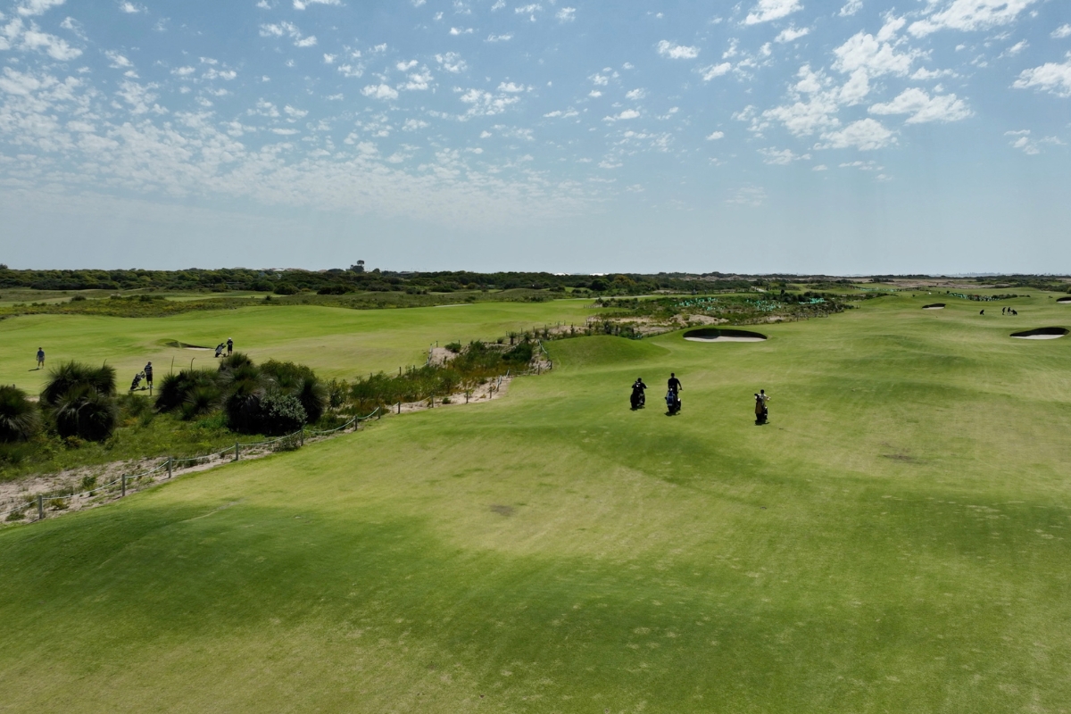 Links Kennedy Bay e-scooters