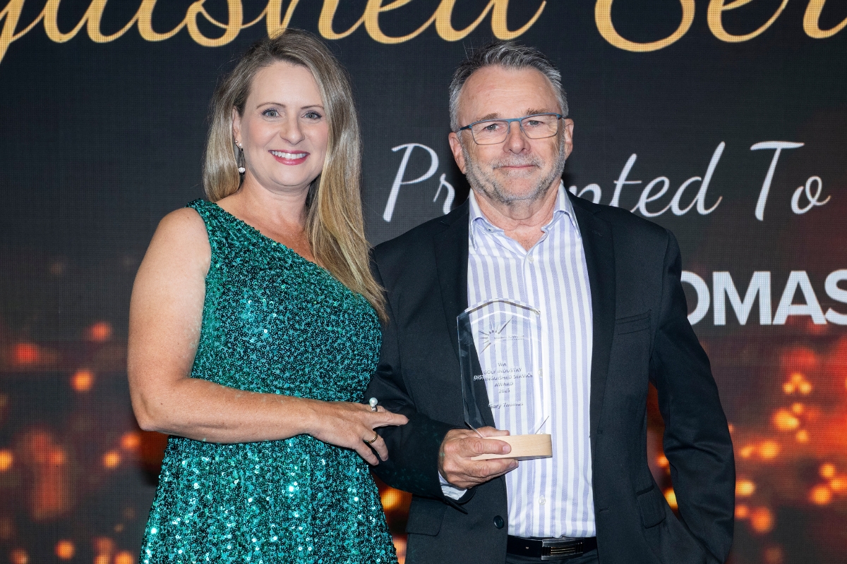 Gary Thomas Distinguished Service Award